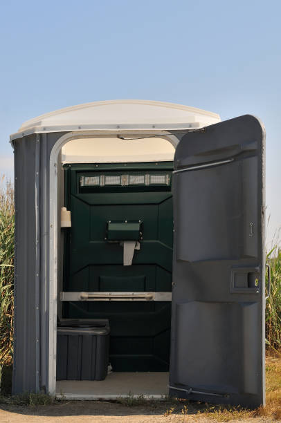 Best Portable bathroom rental  in Frederick, MD